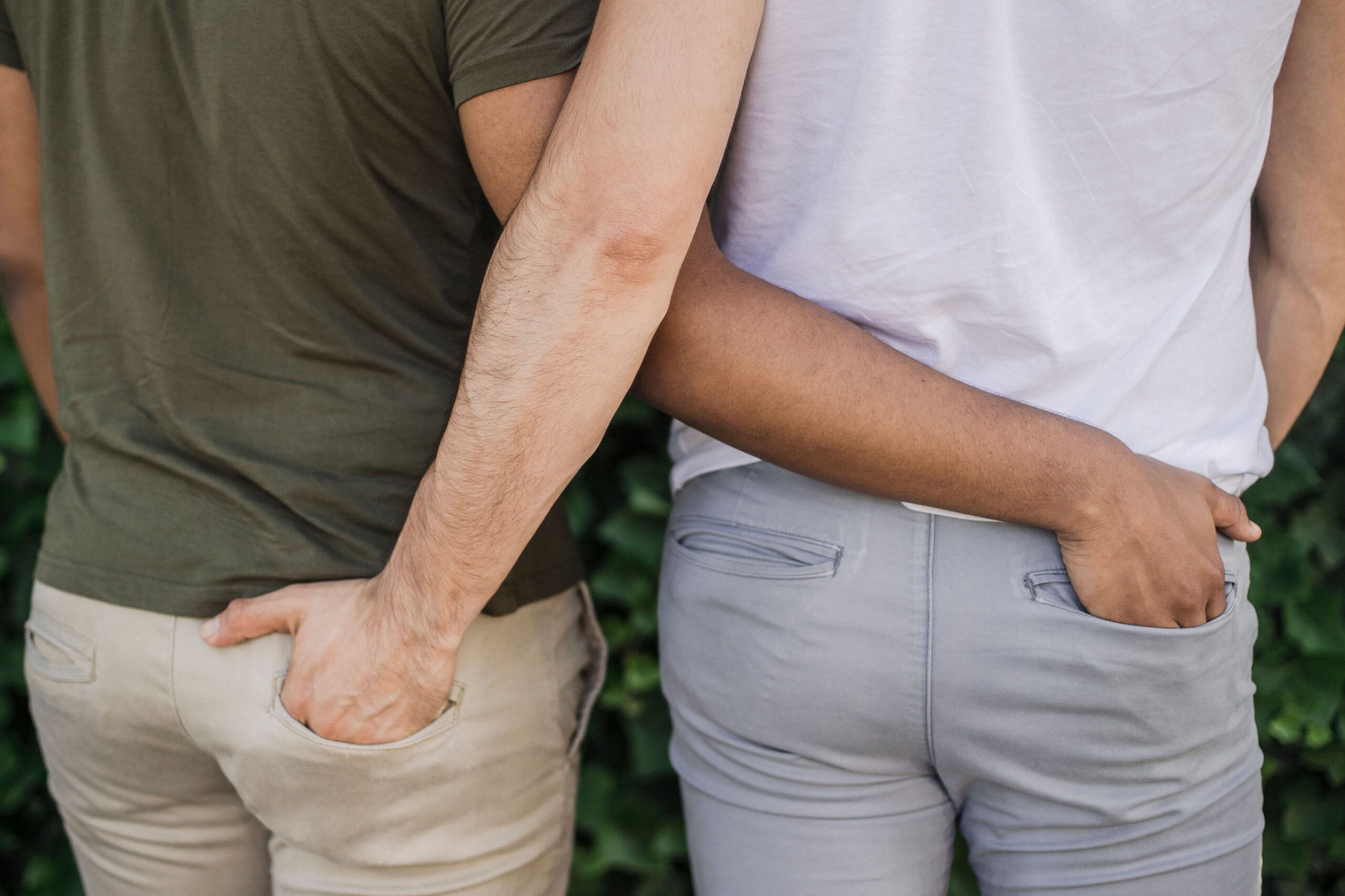 Mujer, ¿qué harías si tu esposo te deja por un hombre?